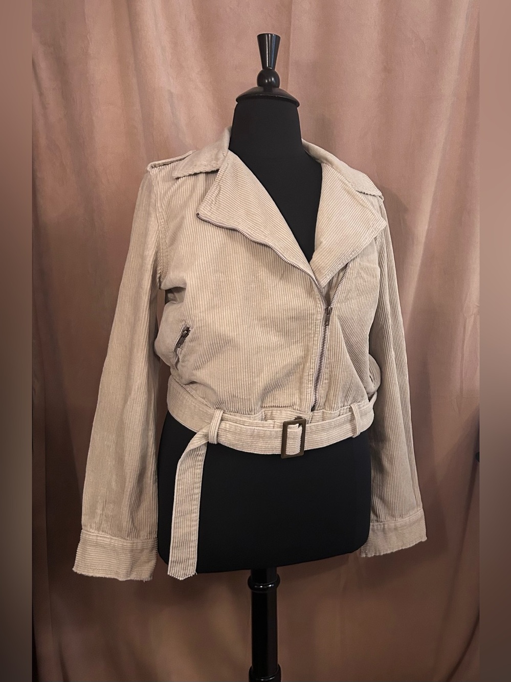 VICI COLLECTION CORDUROY MOTO JACKET - Picture 6 of 11